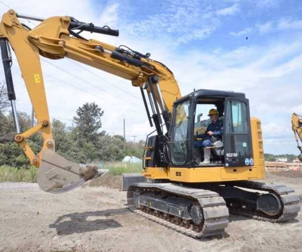 Tuyển dụng đơn hàng lái máy công trình, xúc ủi – BV1282