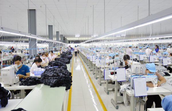 Tuyển dụng đơn hàng May và gia công cắt chỉ quần áo phụ nữ và trẻ em – BV1750