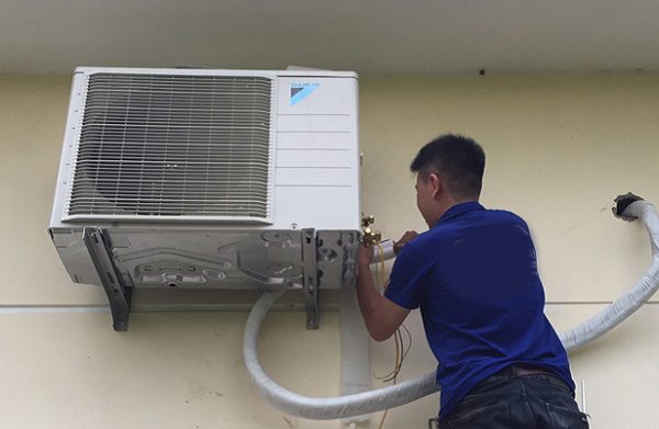 Tuyển dụng đơn hàng lắp đặt đường ống thoát khí ống dẫn điều hòa – BV1363